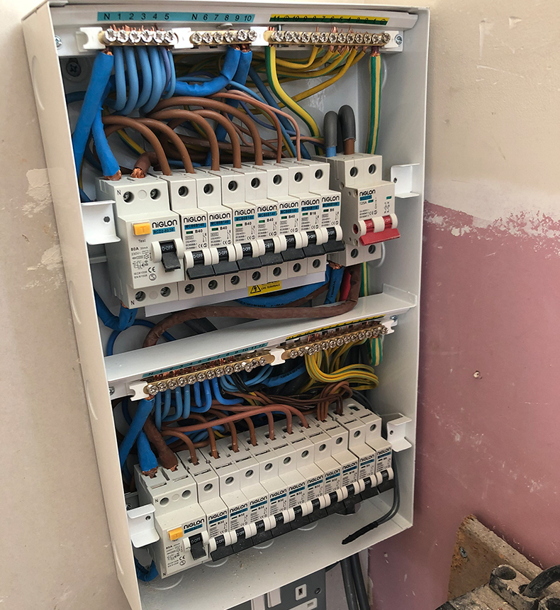 Electrician in Mid Glamorgan